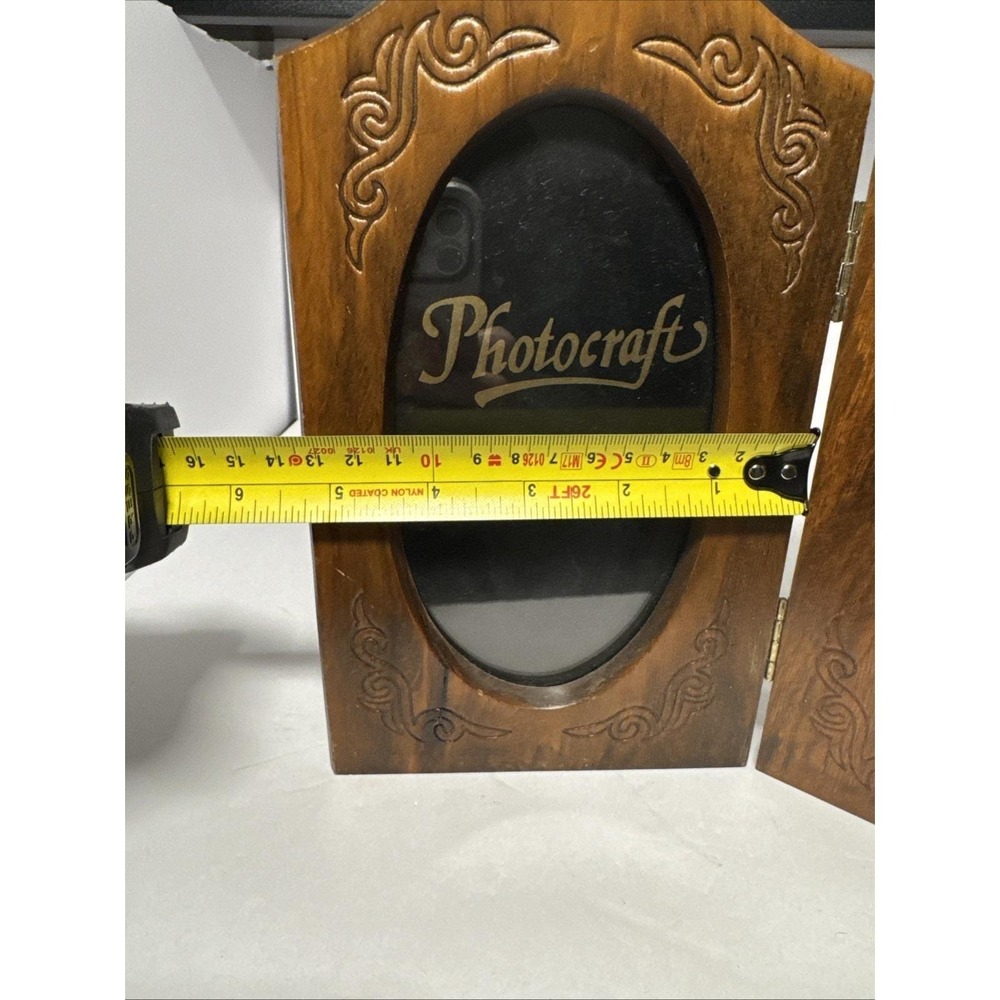 VTG Country Oval Wood Double Picture Frame Photocraft Natural Carved Bifold 9x10 - Picture 7 of 8